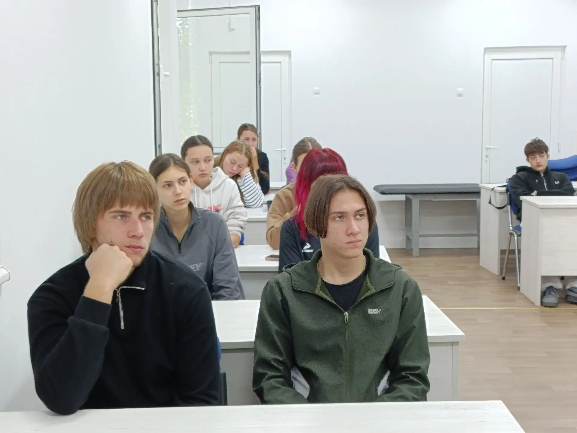✅️ Лектор Общества "Знание" священник Константин Белый провел дискуссионную встречу со ...