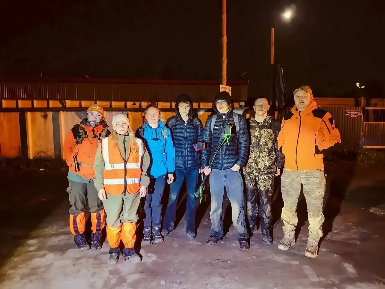 Двух 17-летних рыбаков нашли ночью после исчезновения под Архангельском