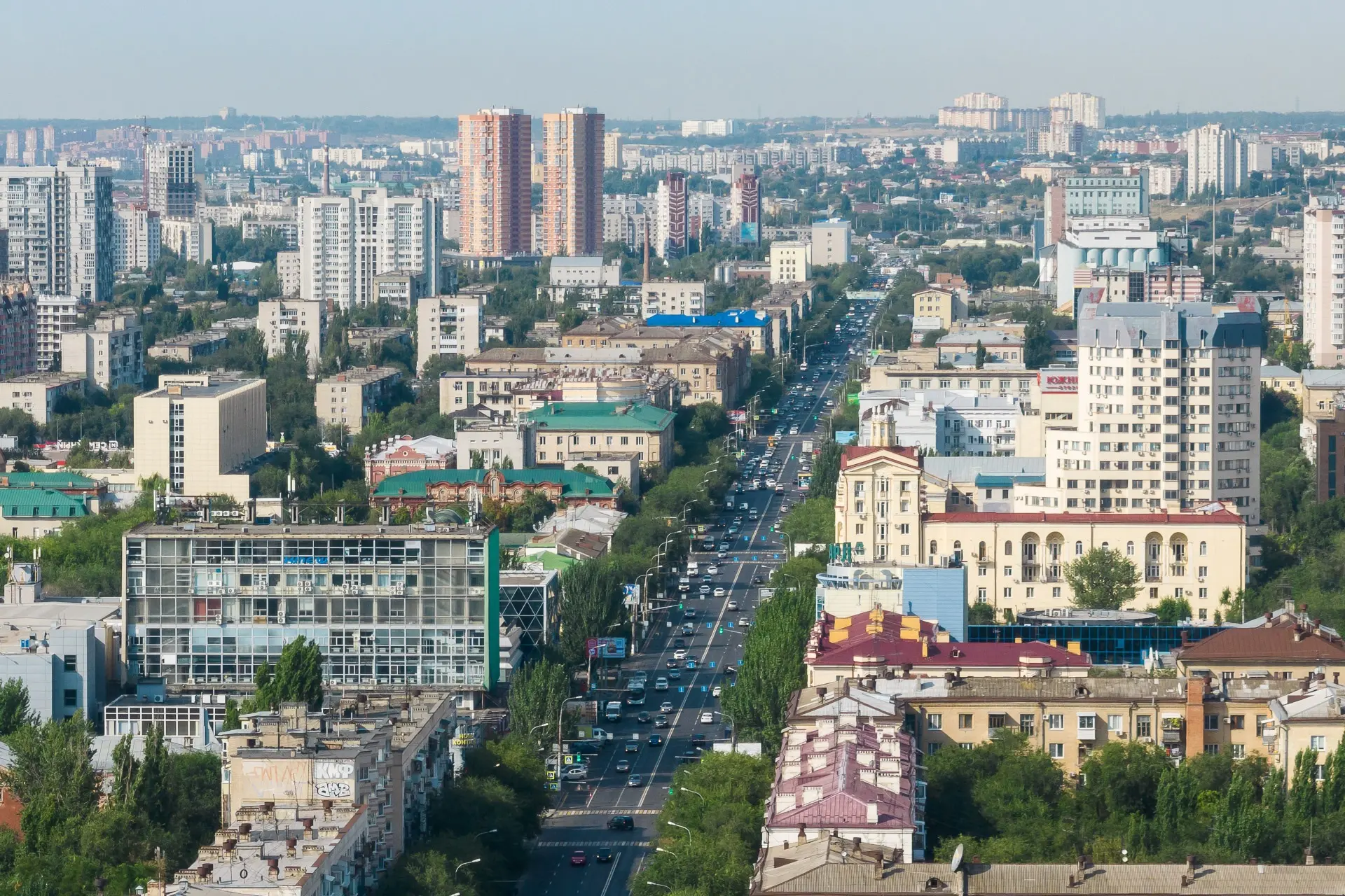 Новые квартиры или компенсации предоставляют владельцам аварийного жилья в Волгоградско...