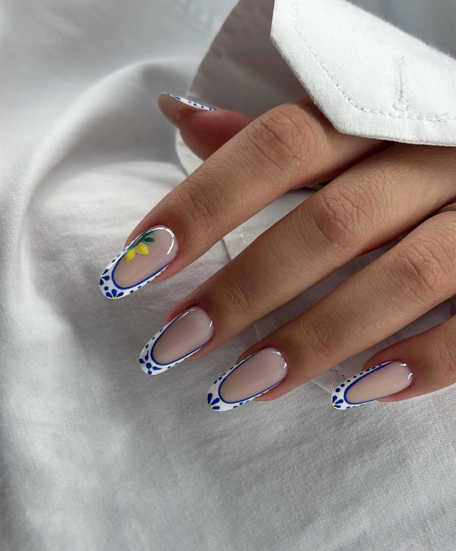 🫢🫠

Мастер claudia_nailtech

💅 Ногти