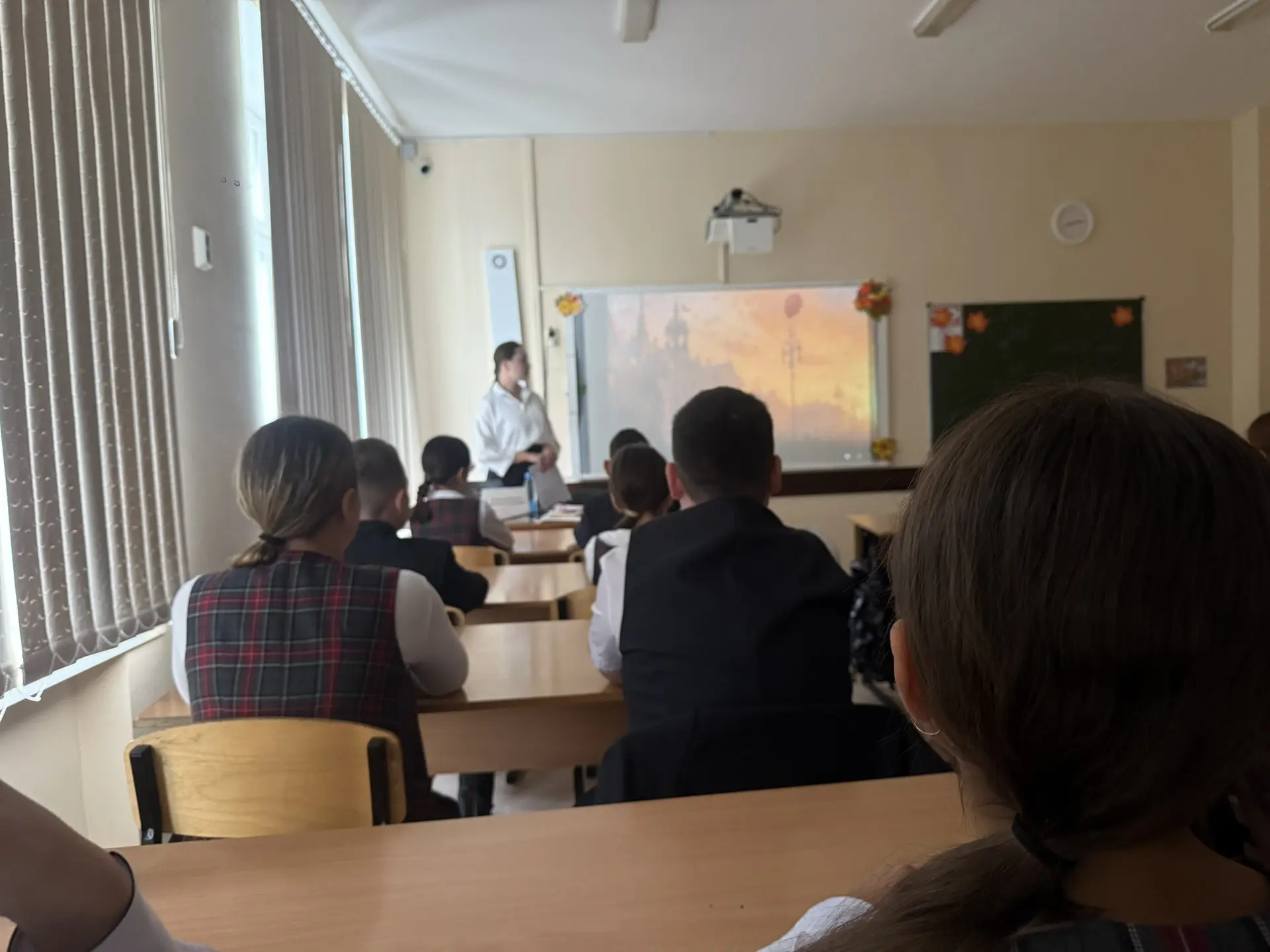 Также в других классах прошли внеурочные занятия из цикла «Разговоры о важном». С этого...