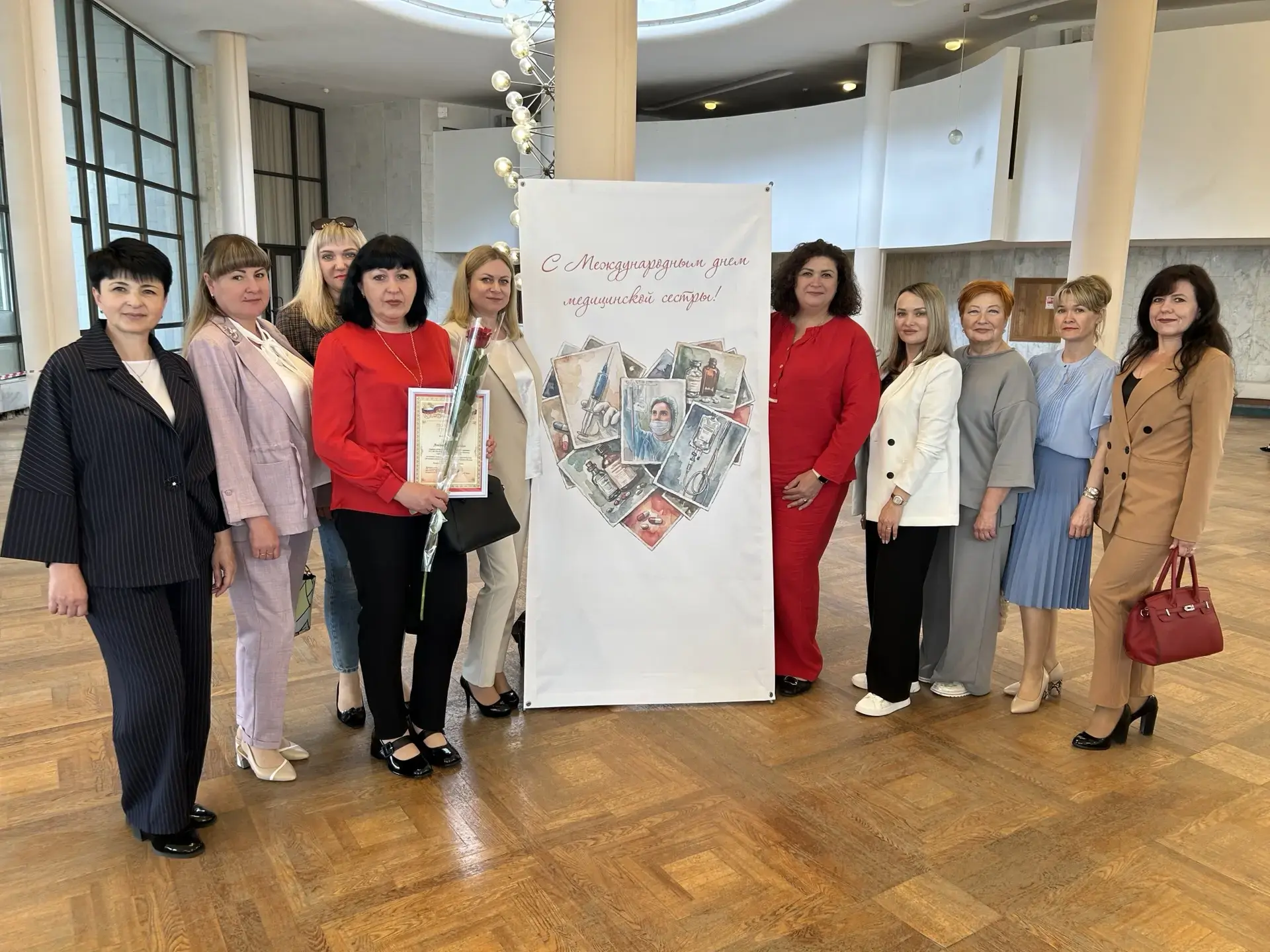 🏥Сегодня в Воронежском концертном зале наградили лучших медсестер региона и специалист...