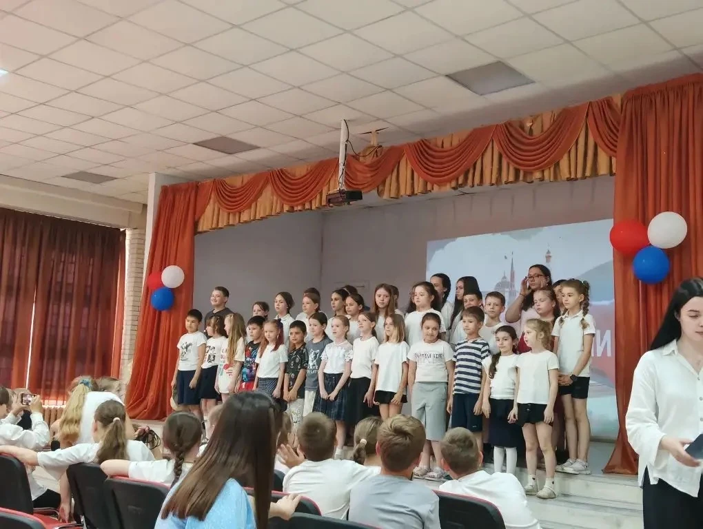 🇷🇺 День России в «Чайке»: краски, таланты и море улыбок!
12 июня — особая дата, и ребята доказали,