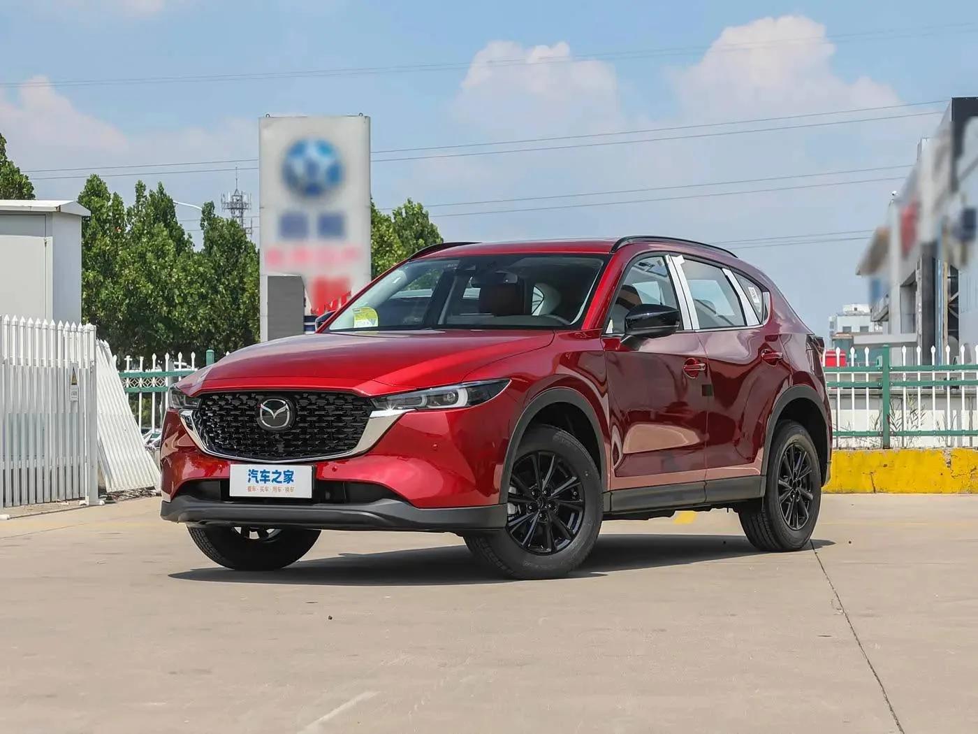 🚗 Mazda CX‑5 2025 2.0L Automatic 2WD (новая)

Комплектация Цена под ключ, ₽
Comfort Trim 2 319 000
