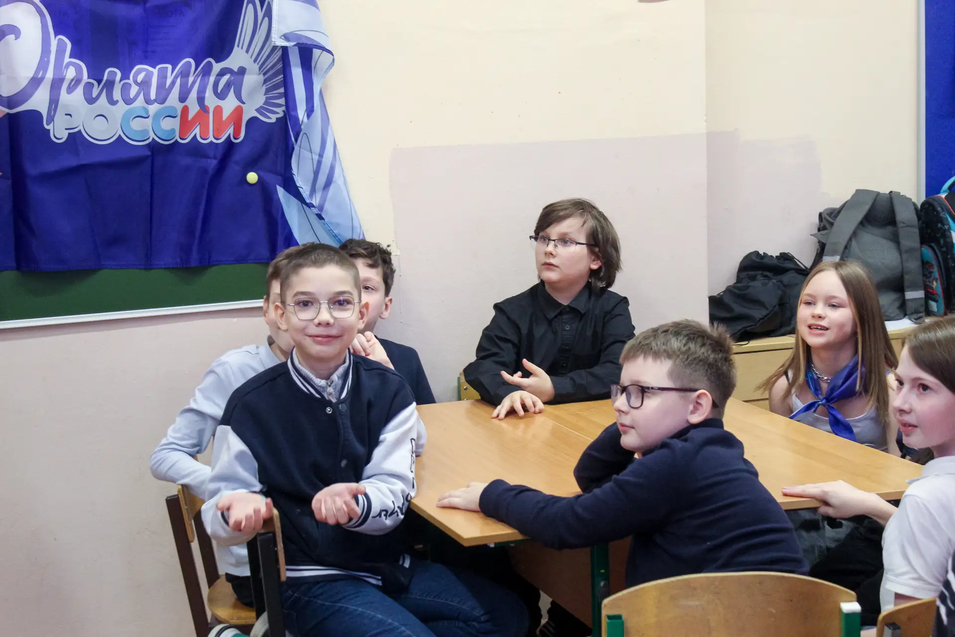 Наставники рядом — и космос становится ближе! 🚀  📣 В пятницу накануне Дня космонавтики в нашей школе
