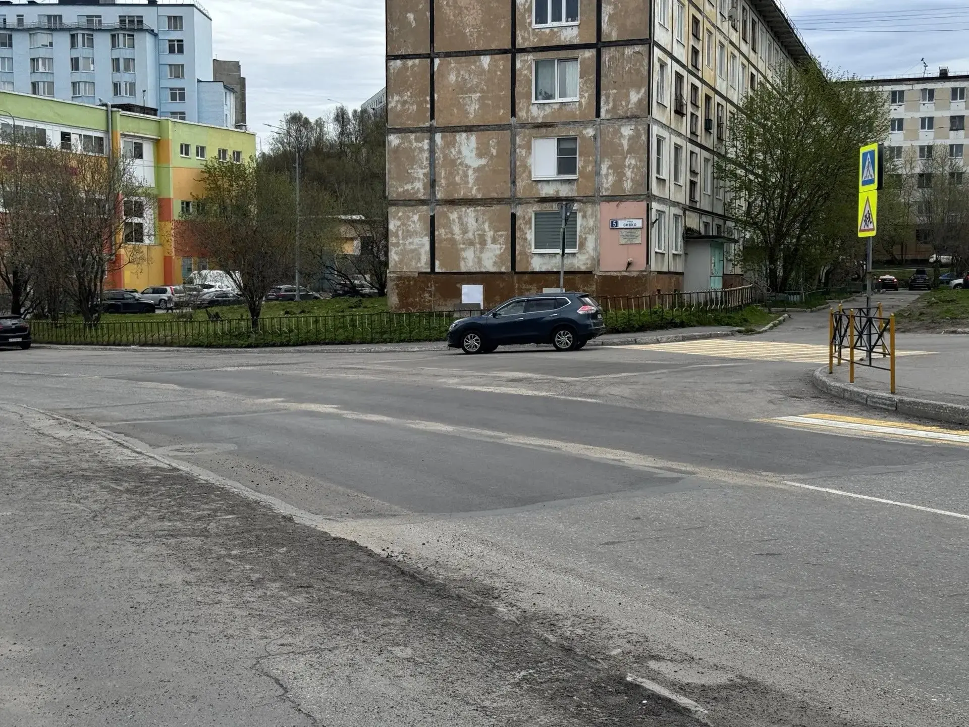 Владимир Евменьков:  В Североморске набирает обороты дорожная кампания. Подрядчик приступил к ремонт
