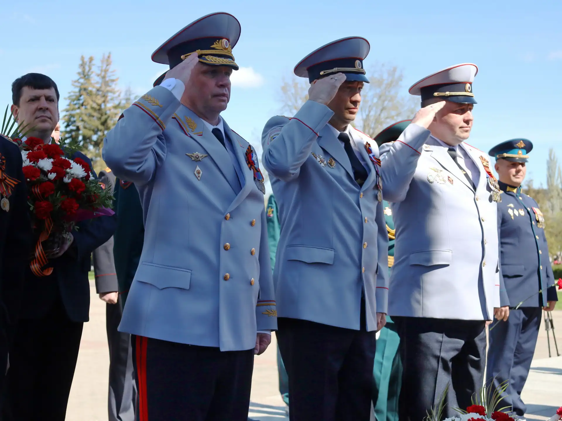 Костромские полицейские приняли участие в памятных мероприятиях, посвященных 81-годовщине Победы в В