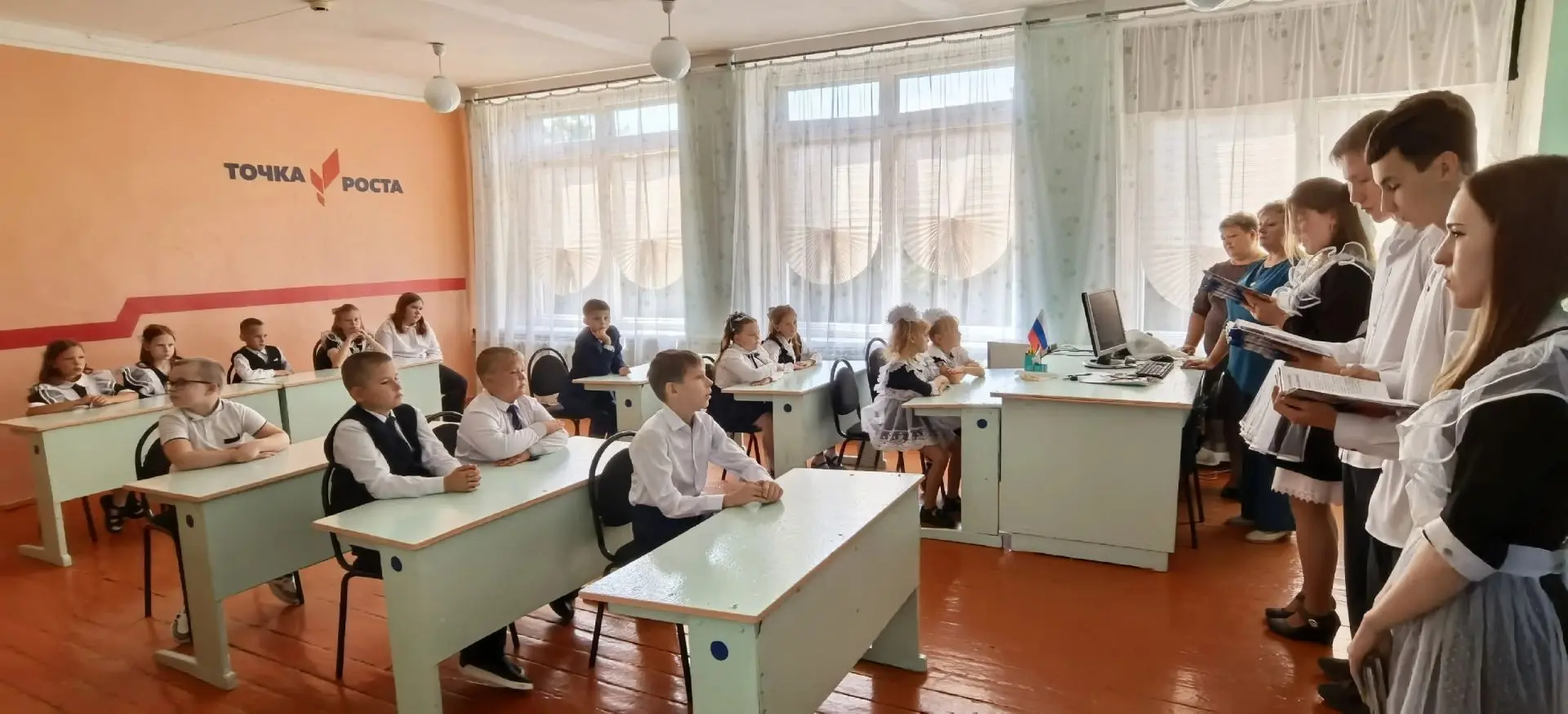 С Днем знаний и новым дневником!
