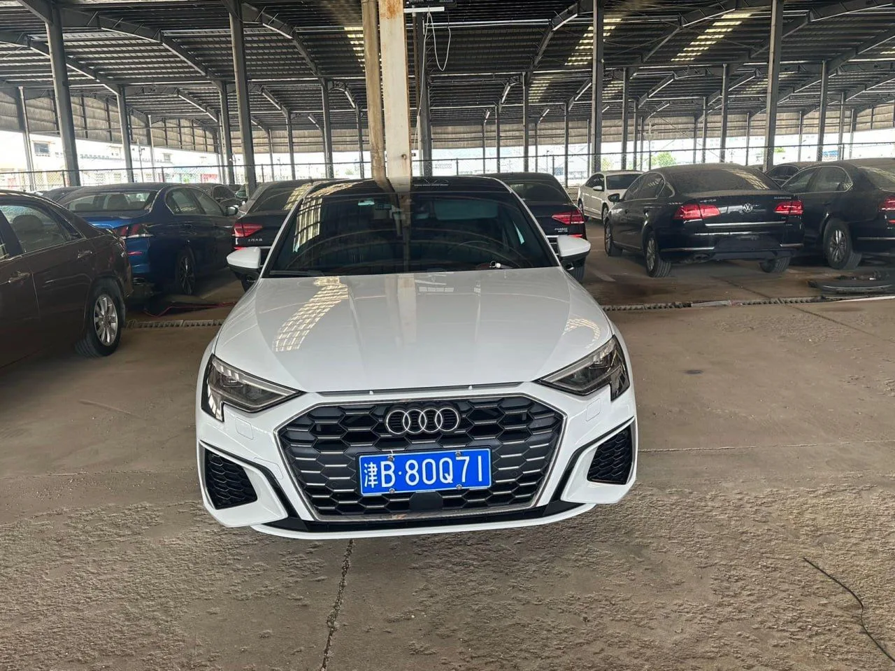 ПРЕДЛАГАЕМ К БРОНИРОВАНИЮ 
🚗 Audi A3L 2021 
АВТОМОБИЛЬ В НАЛИЧИИ НА НАШЕЙ ЭКСПОРТНОЙ ПЛОЩАДКЕ 

Ком