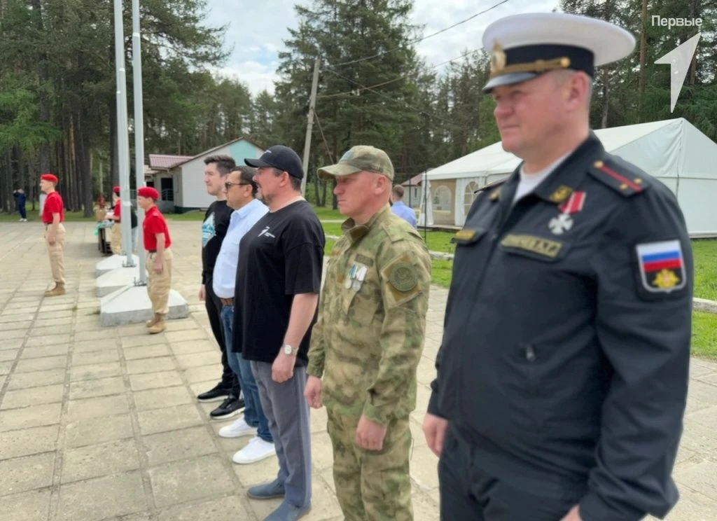 👍В Республике Коми завершился региональный этап военно-патриотической игры «Зарница 2.0»   На протяж