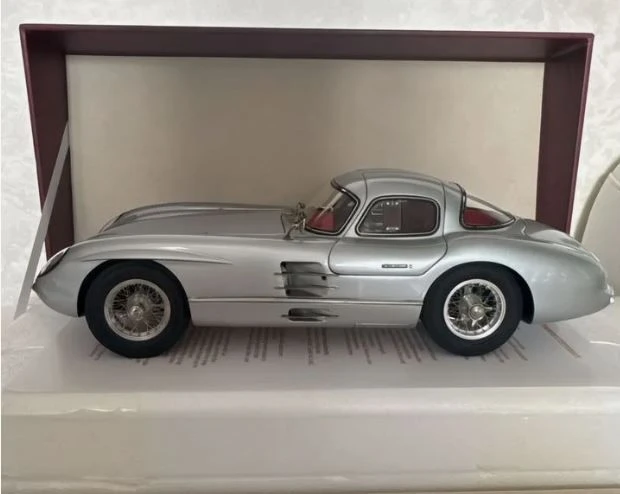 Mercedes 300 SLR за 55 000 рублей это дорого или дешево?