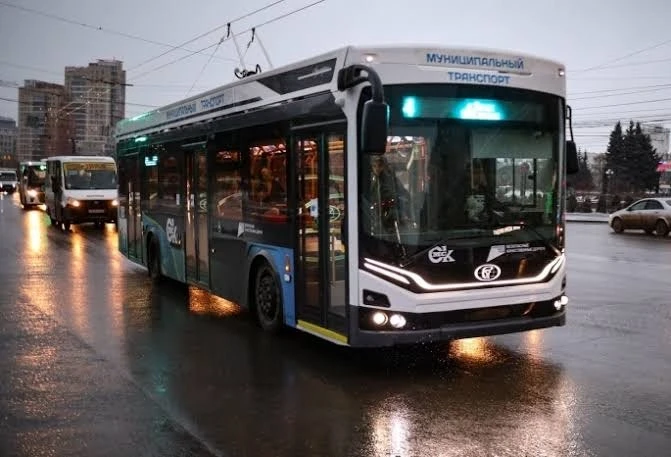 🚌С 1 января 2027 года проезд в общественном транспорте Омска подорожает на два рубля