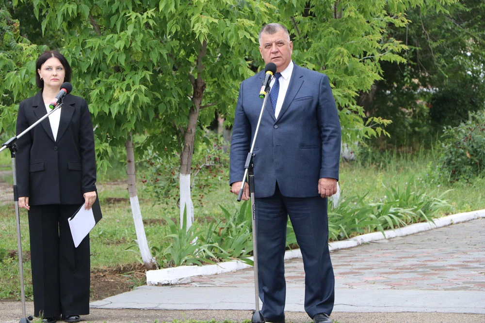 ❗️На Центральной площади муниципального округа Михайловский состоялся торжественный Митинг «Память с
