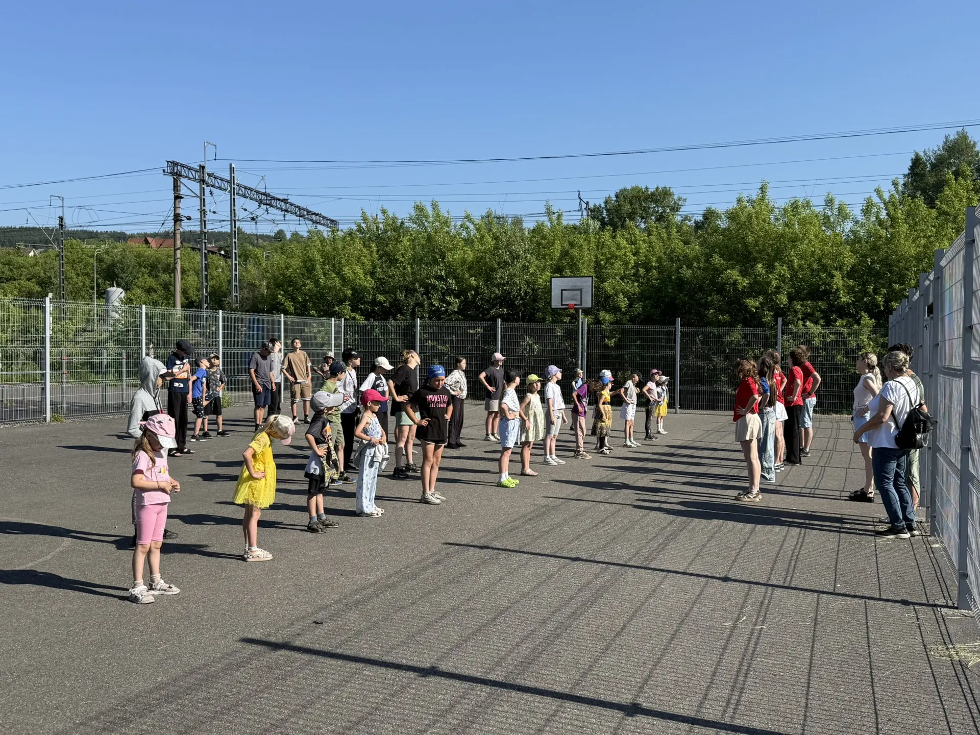 День 8. Мороженое для Первых! 🍦

Сегодня в рамках смены «Лето Первых» мы устроили настоящий праздни