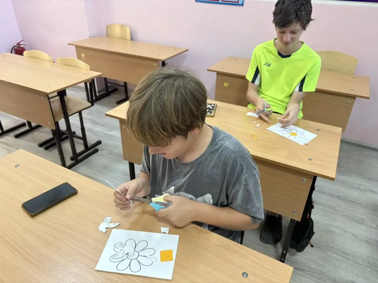 💡"Творческий час" в период летних каникул💫🎨
Ребята из творческого кружка создали настоящие шедевр