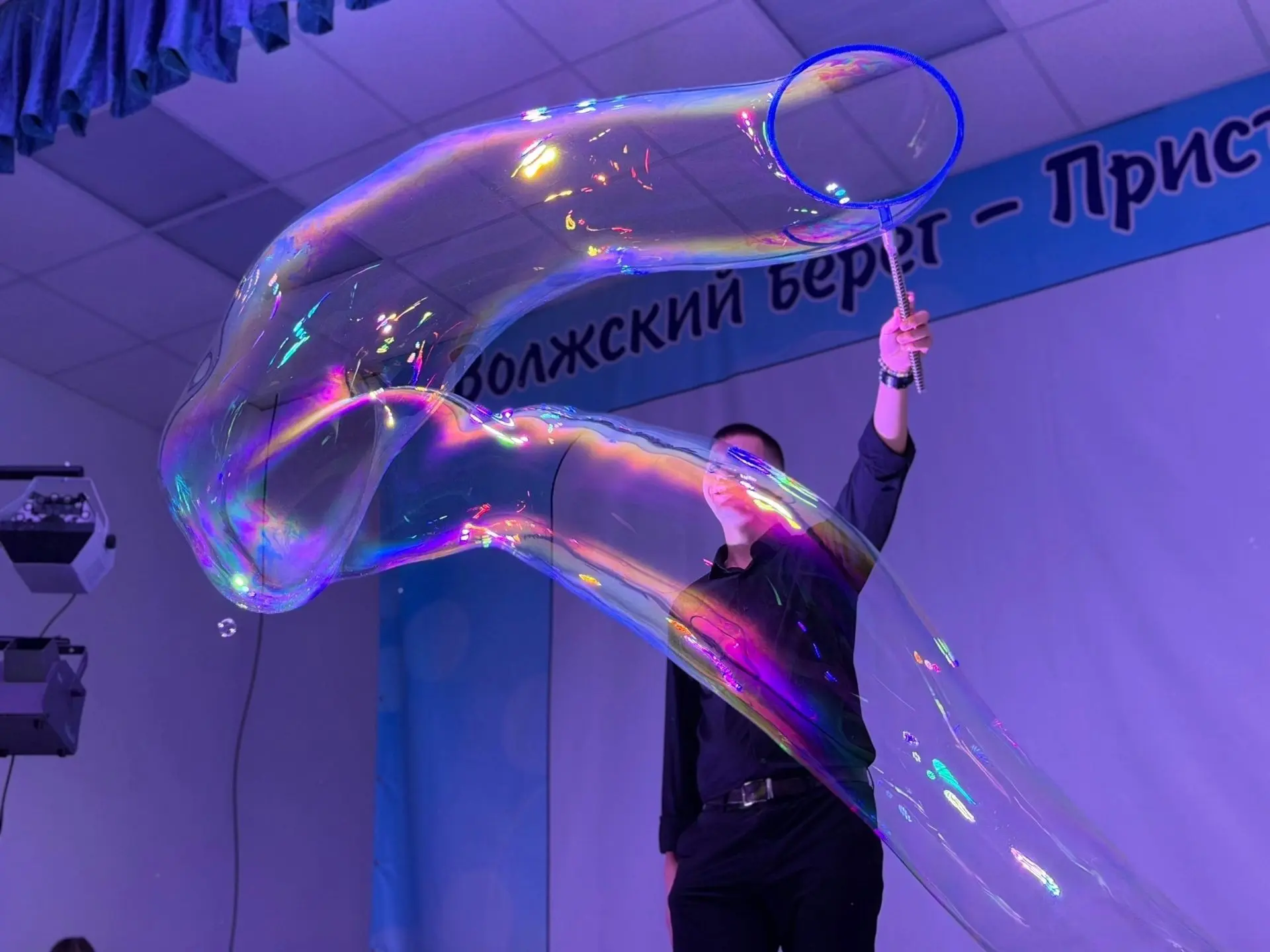 🎩 На днях в детском оздоровительном лагере «Волжский берег», расположенном в Нижегород...
