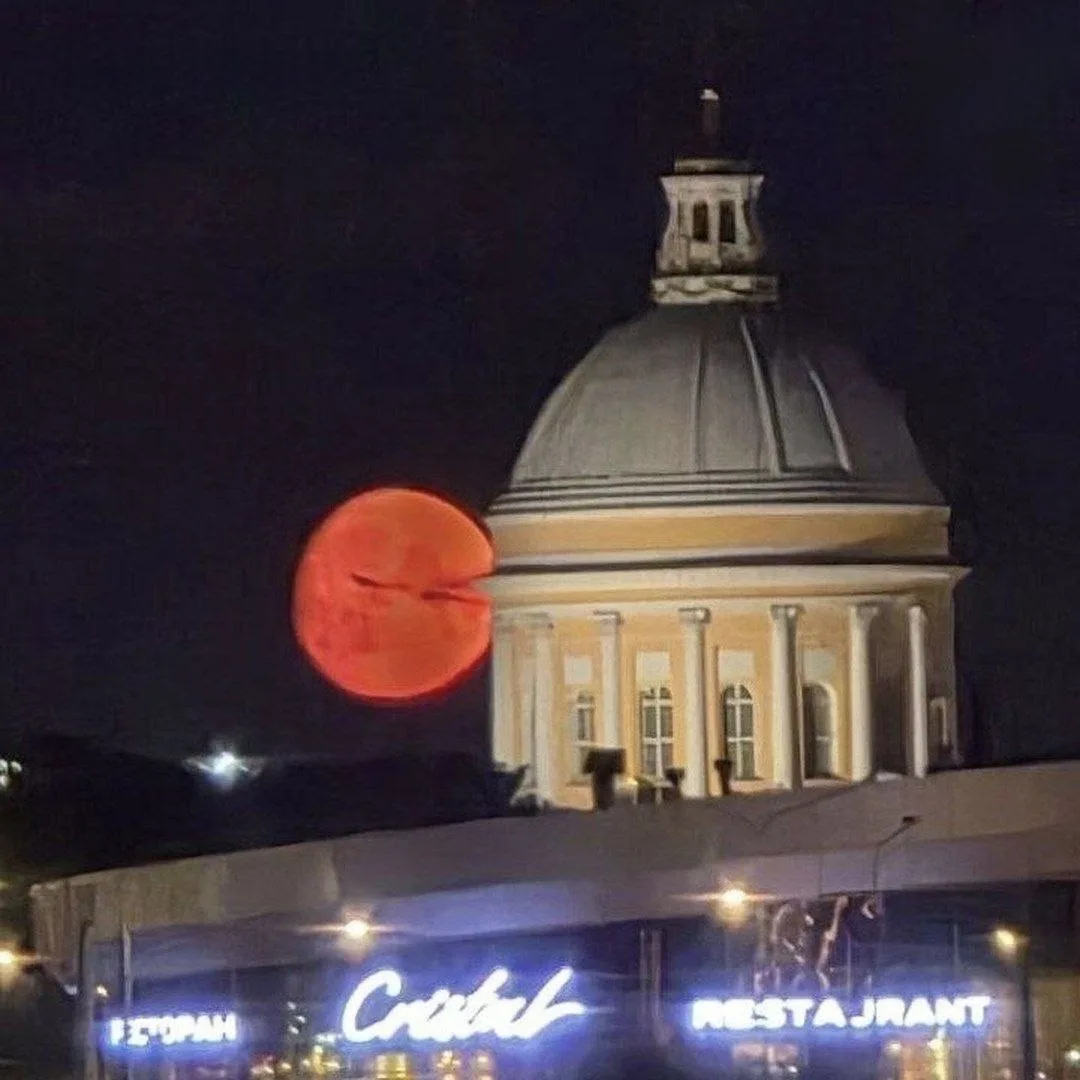 🌖 Гигантская огненная Луна взмыла на Петербургом этой ночью

Пик «оленьей Луны» придёт в ночь на 29