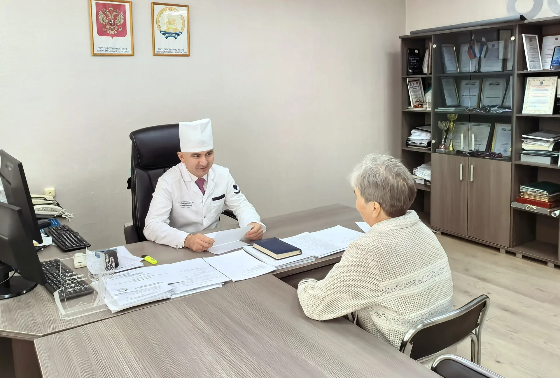 Вчера главный врач Балтачевской ЦРБ Салават Фаатович Гельметдинов провёл личный приём г...