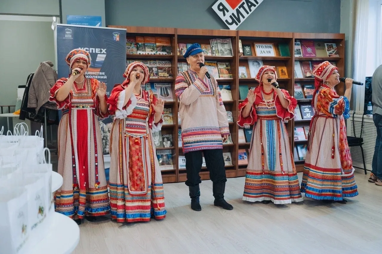 🤲 От сердца к сердцу: в Лосино-Петровском встретили День пожилого человека.