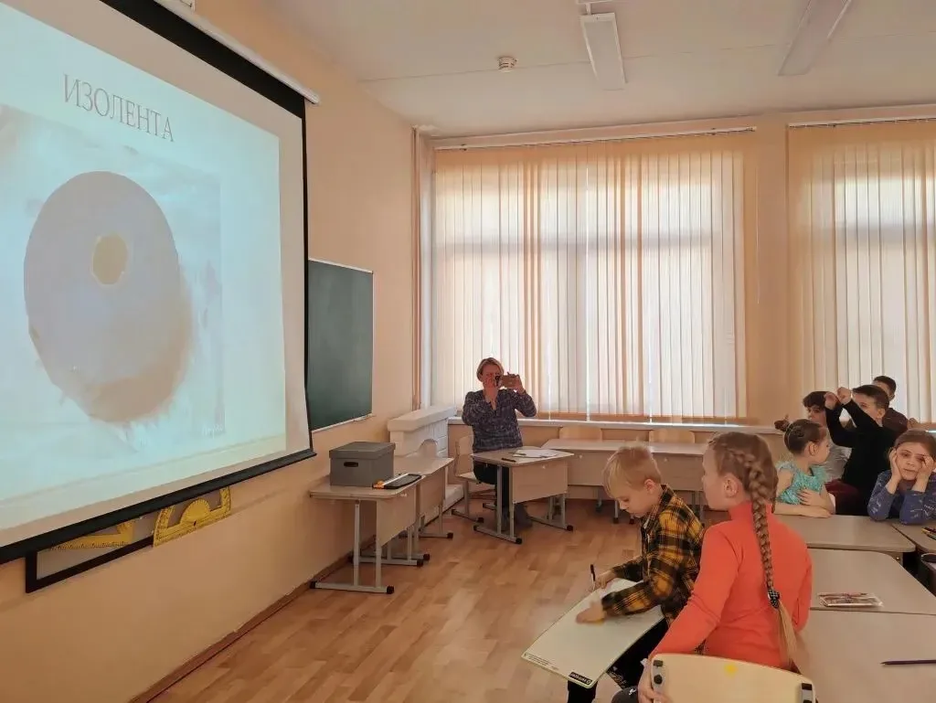 Орлята России: хранители памяти  🎞️Наши Орлята из 1 «Ж» класса успешно прошли музыкальную квиз-игру 