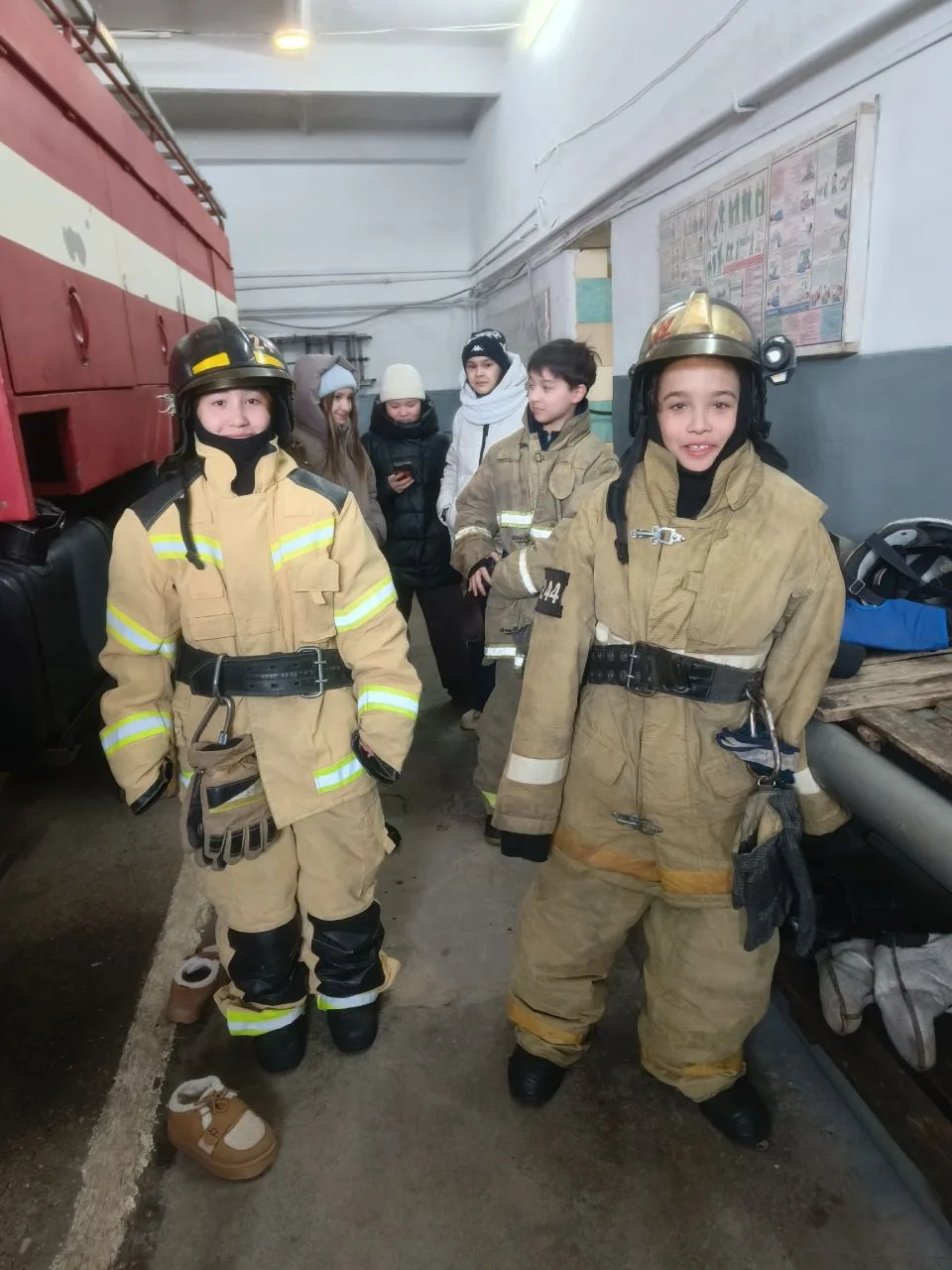 17.03.2026г. Сегодня с Дружиной Юных Пожарных "Искра" в очередной раз побывали в пожарной части г.Уч