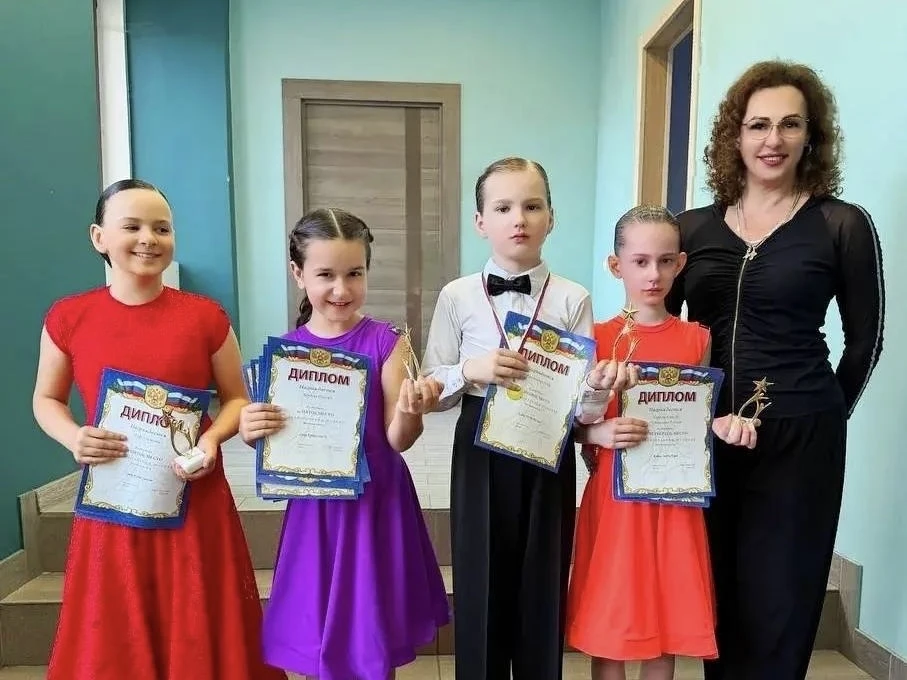 🏆 Победа «Жемчужины»  Ученики танцевального коллектива «Жемчужина» под руководством тренера Клочково