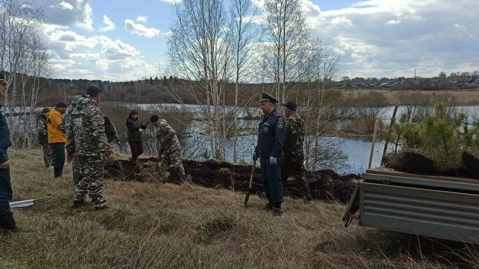 В целях подготовки к празднованию 100-летия образования органов государственного пожарного надзора, 