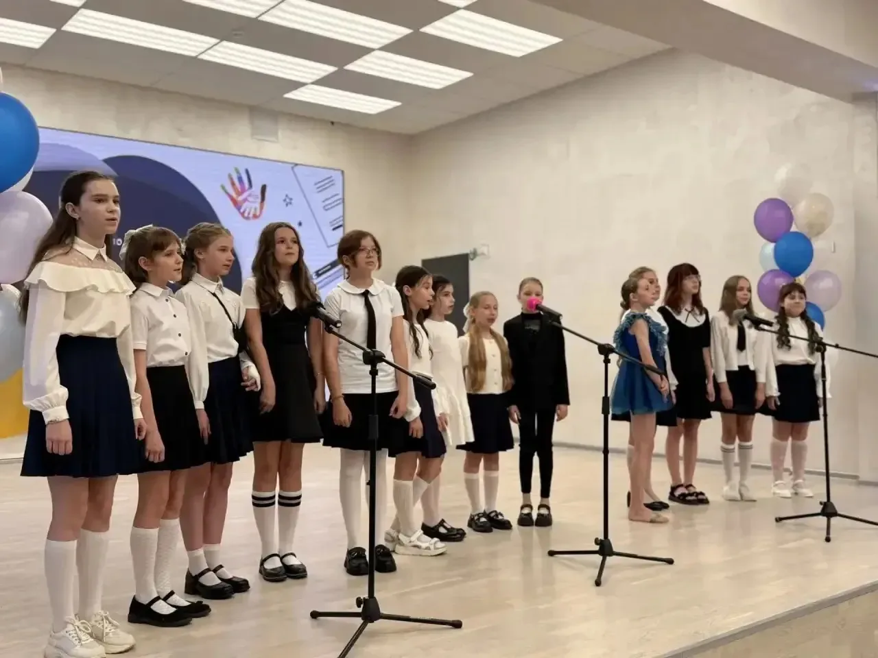 🎓В добрый путь, выпускники начальной школы!  22 мая 2026 года в нашей гимназии состоялся трогательны
