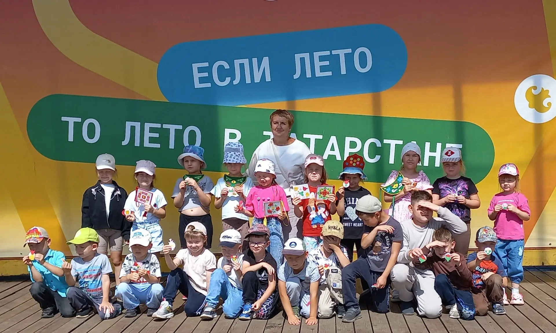 В рамках проекта «Лето в Татарстане» в сквере Театральный прошел мастер-класс «Родной к...