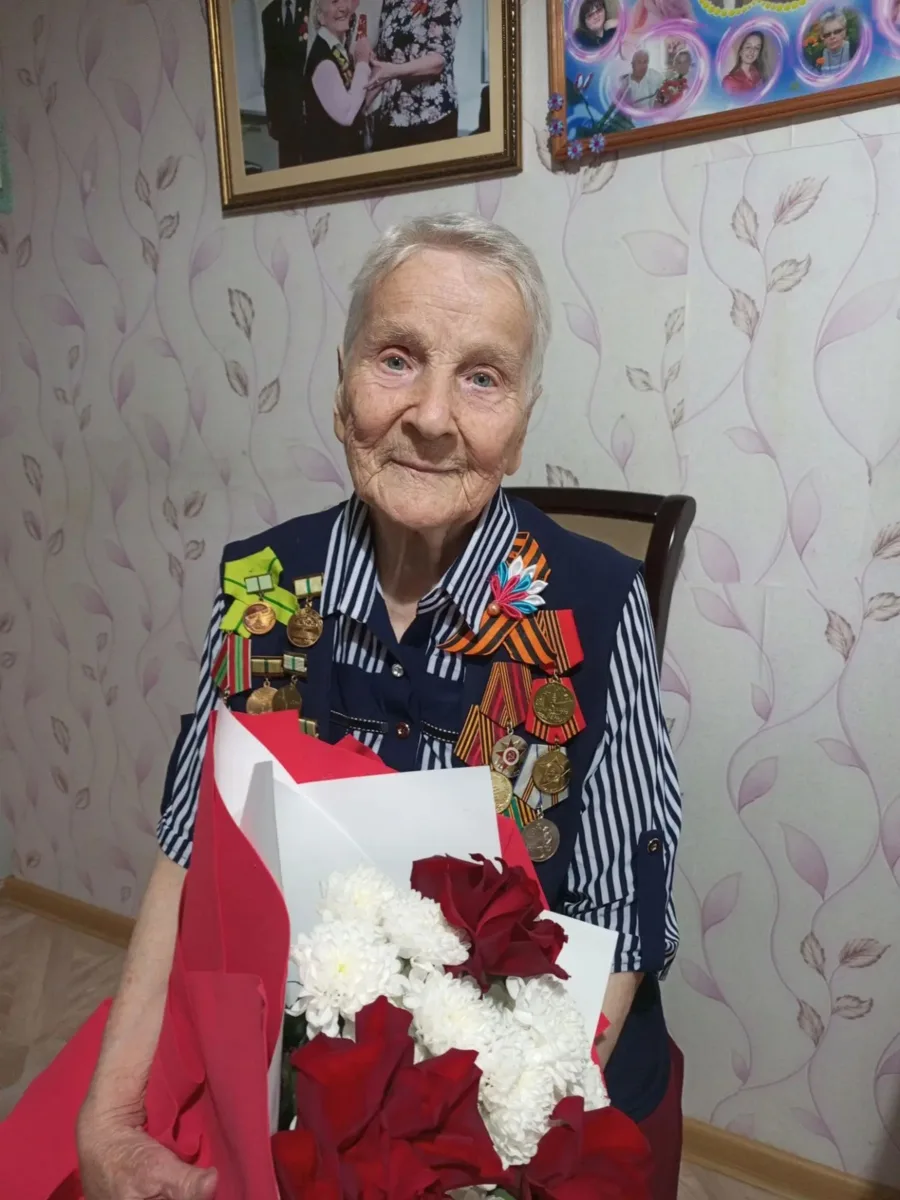 Тоболячке Вере Созоновой исполнилось 92 года