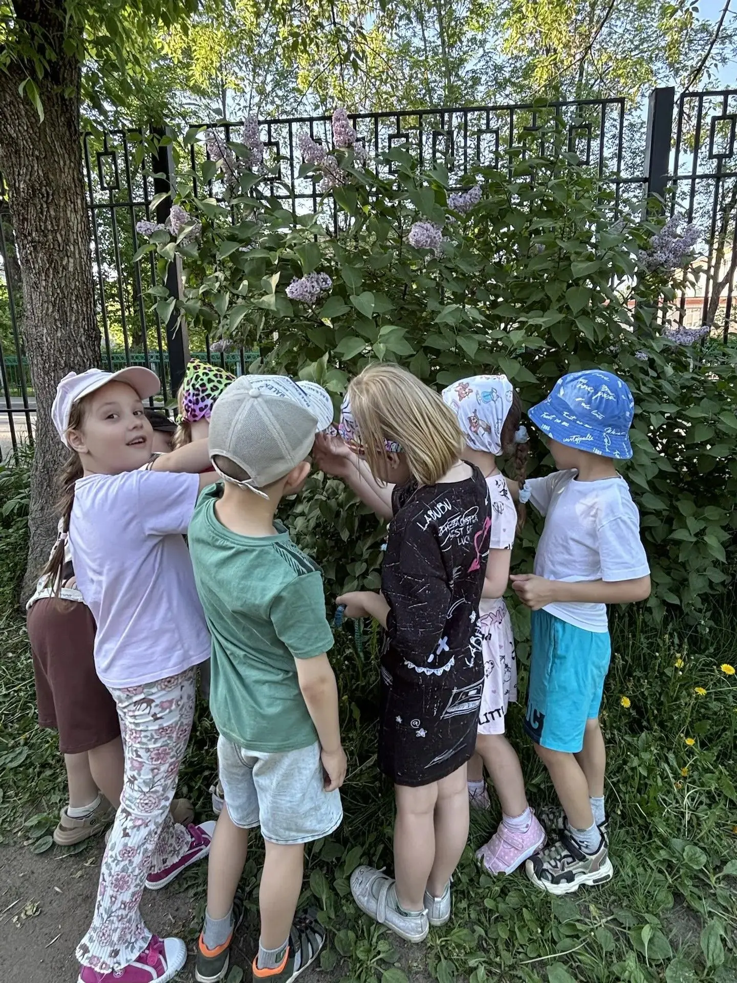 🐝 День пчёл в «Городе чудес»! 🐝Сегодня в группе «Город чудес» был особенный день — ре...