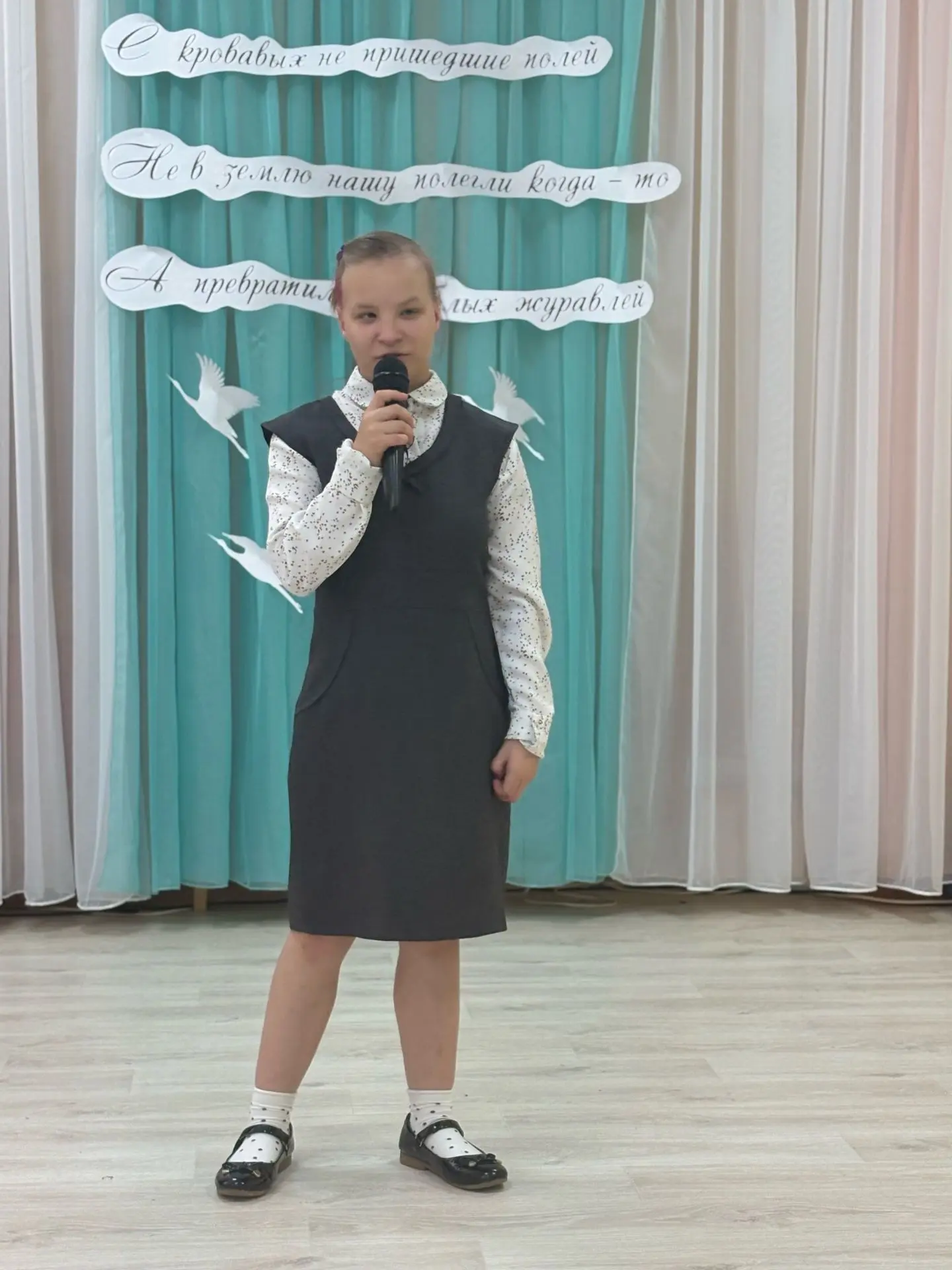 «Памяти героев посвящается…»: акция в честь Дня памяти и скорби

Сегодня в нашем центре прошла акция