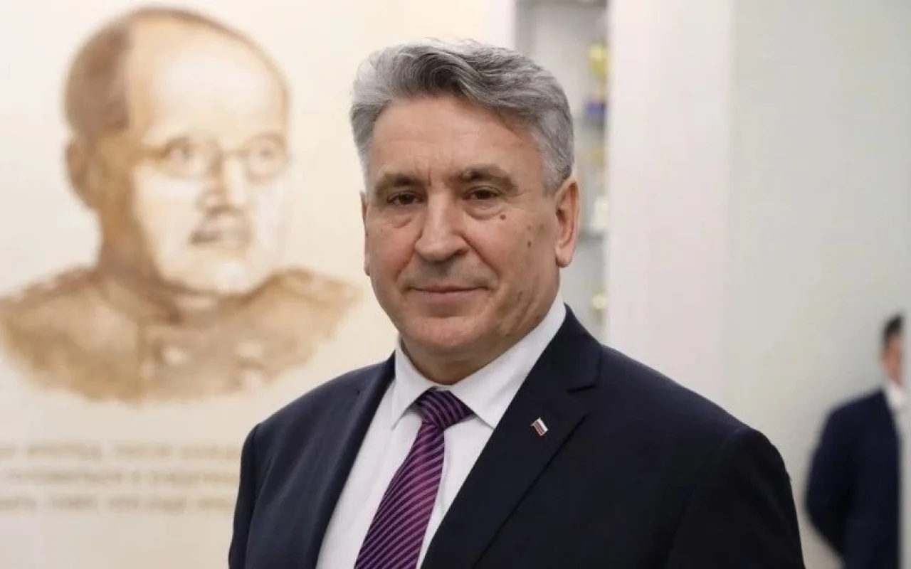 ✨ Мэр Сергей Петрин обратился к ректору Воронежского государственного медицинского унив...