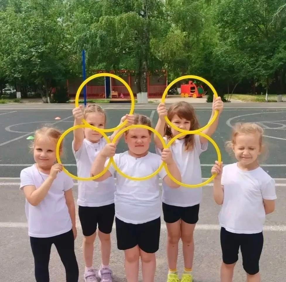 🏒⚽🎾Международный Олимпийский день

23 июня, в Международный Олимпийский день, ребята 2-го корпуса 