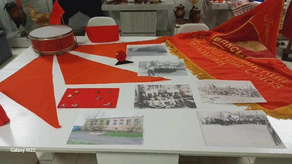 Ежегодно 19 мая советские школьники отмечали День Всесоюзной пионерской организации име...