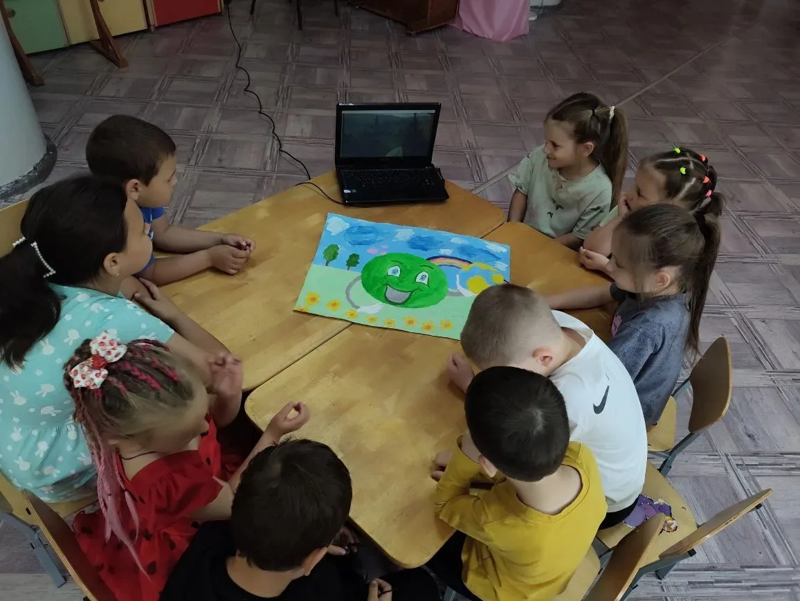 Трудовой экологический десант.
#ДеньЭколога
#РостовскаяОбласть
#ДниЗащитыОтЭкологическойОпасности