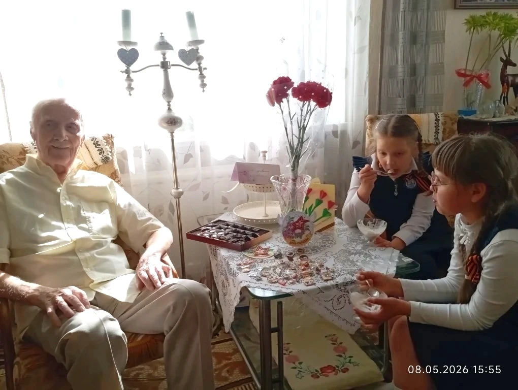 В гостях у морской династии: как лицейские поздравили ветерана Георгия Савченко⚓  🎗️В преддверии Дня