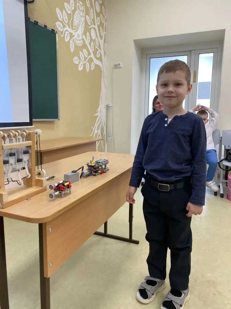 💫В Курске состоялась VI Детская исследовательская конференция «Мир на ладошке»