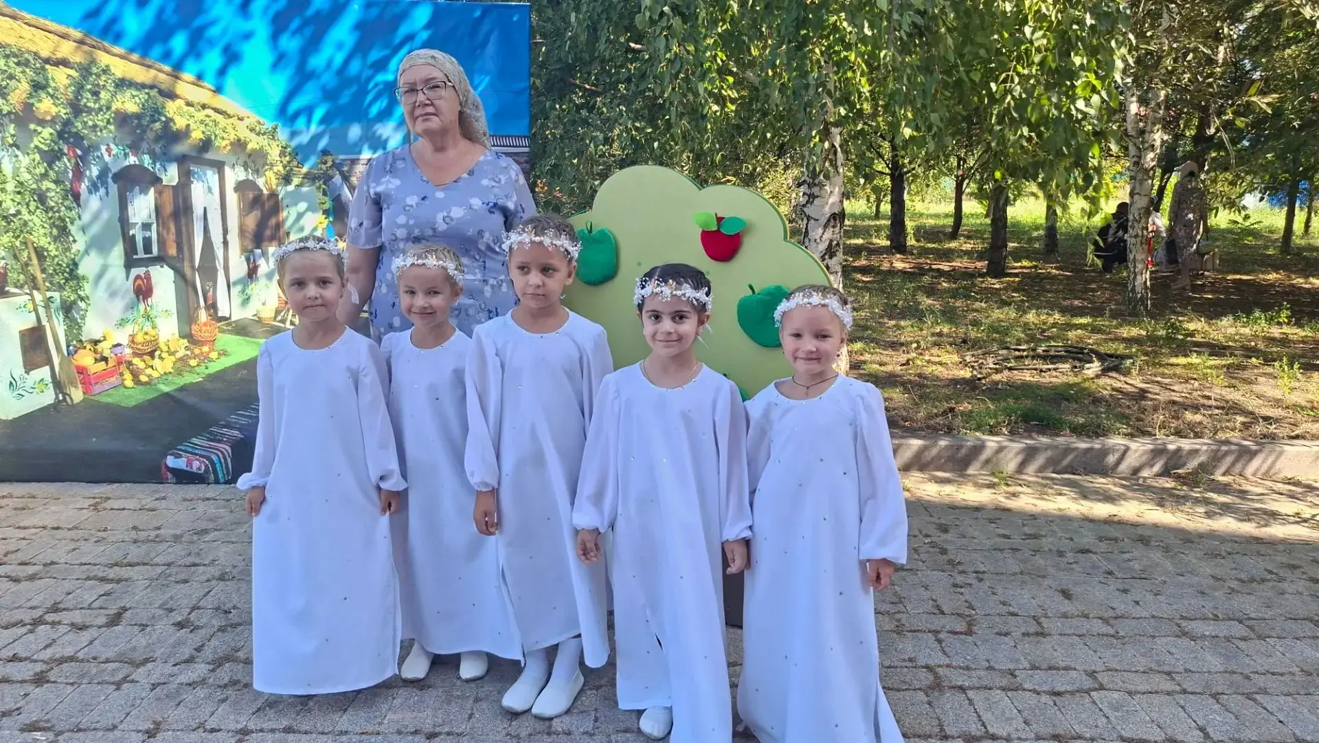 Яблочный Спас (Преображение Господне) — один из двенадцати главных православных праздни...