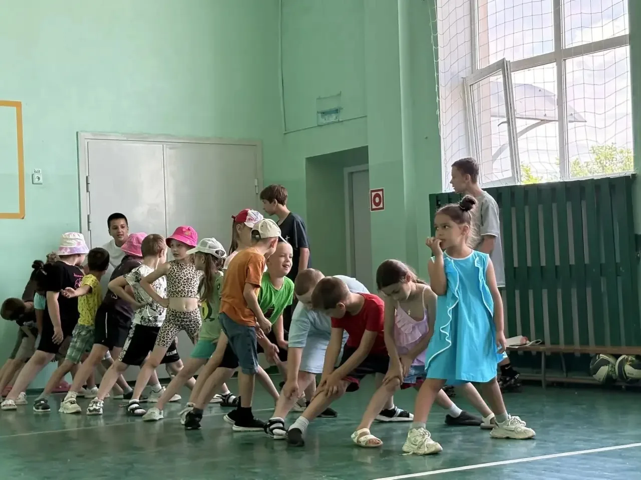 🎉☀️ Вот и всё... Смена завершена!

Сегодня последний день нашего летнего лагеря. Красочно, весело, 