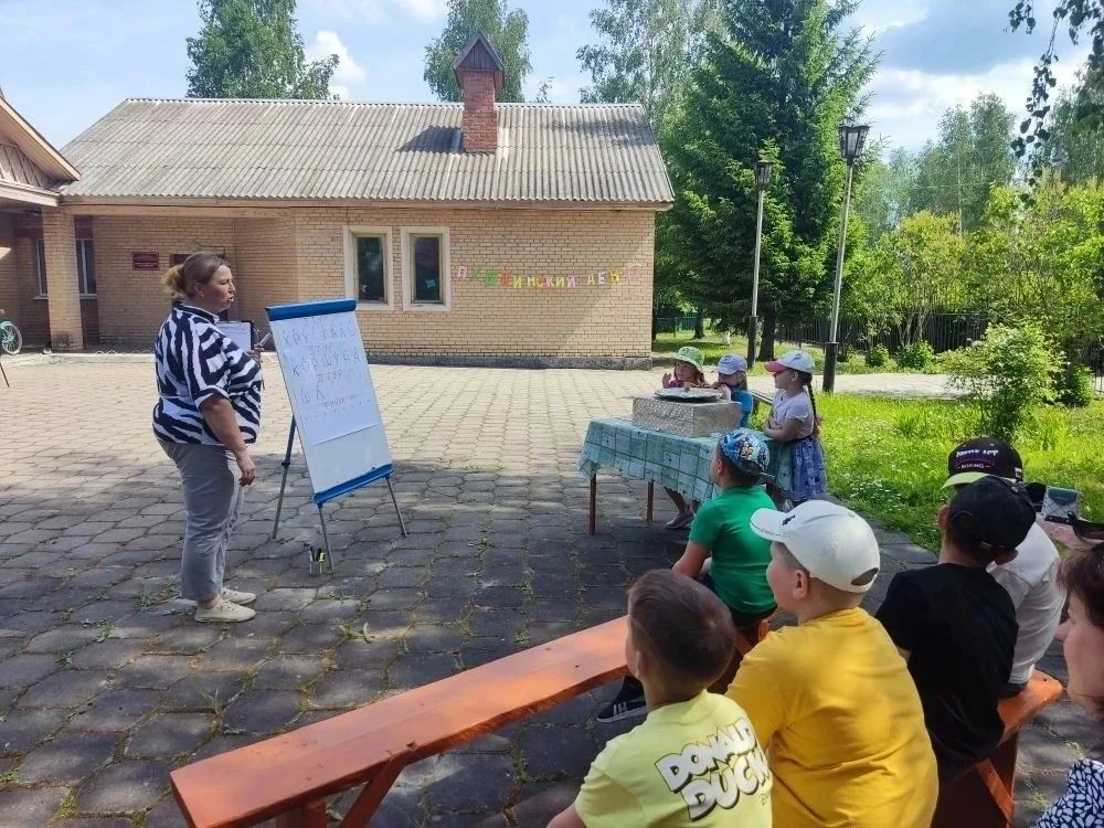 ✨День русского языка и литературы в школьном лагере: насыщенно и интересно!✨ 
Сегодня в нашем школьн