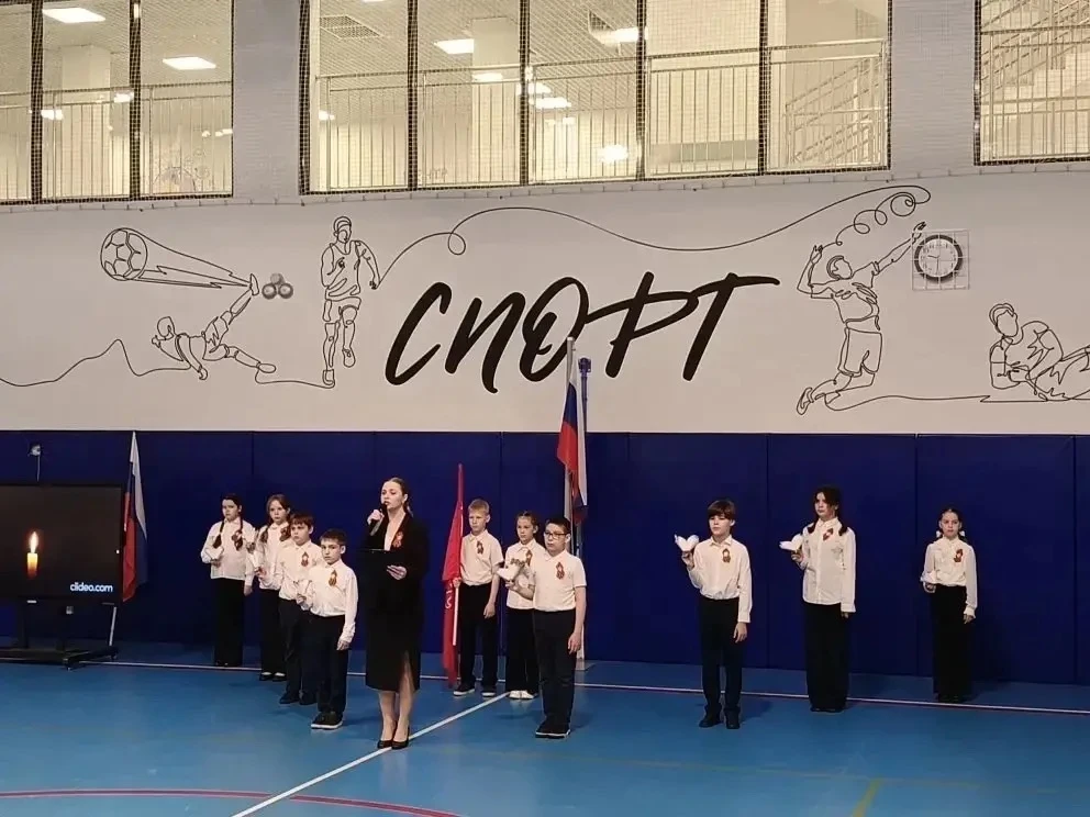 НАШИ #ДеньПобеды #ПамятьПоколений #ПатриотическоеВоспитание  Вчера в нашей школе состоялся Памятный 