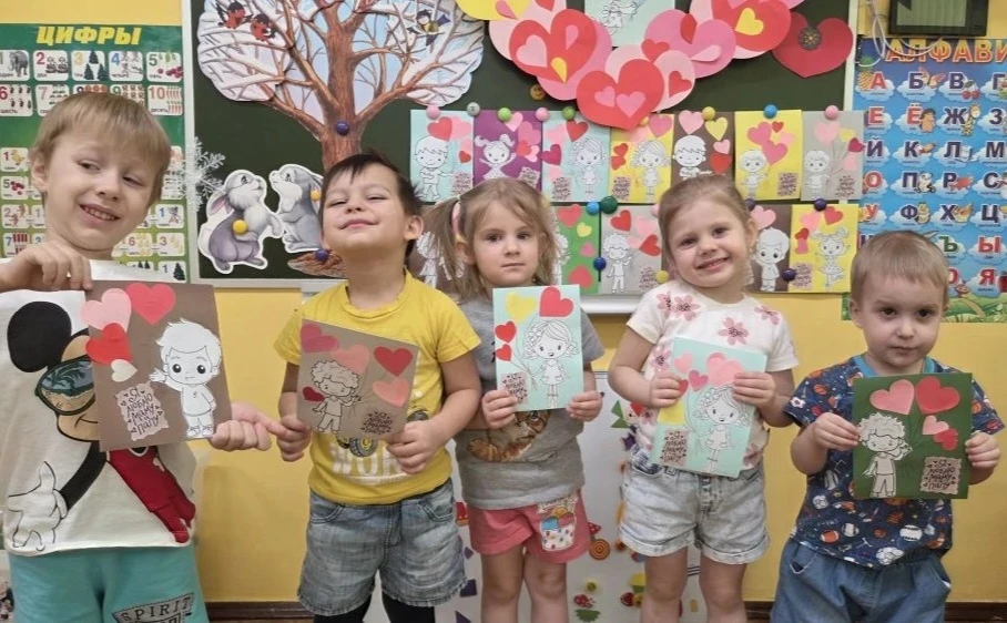 Открытки своими руками от детей – море радости для родителей! ❤️  Открытки-валентинки давно стали тр