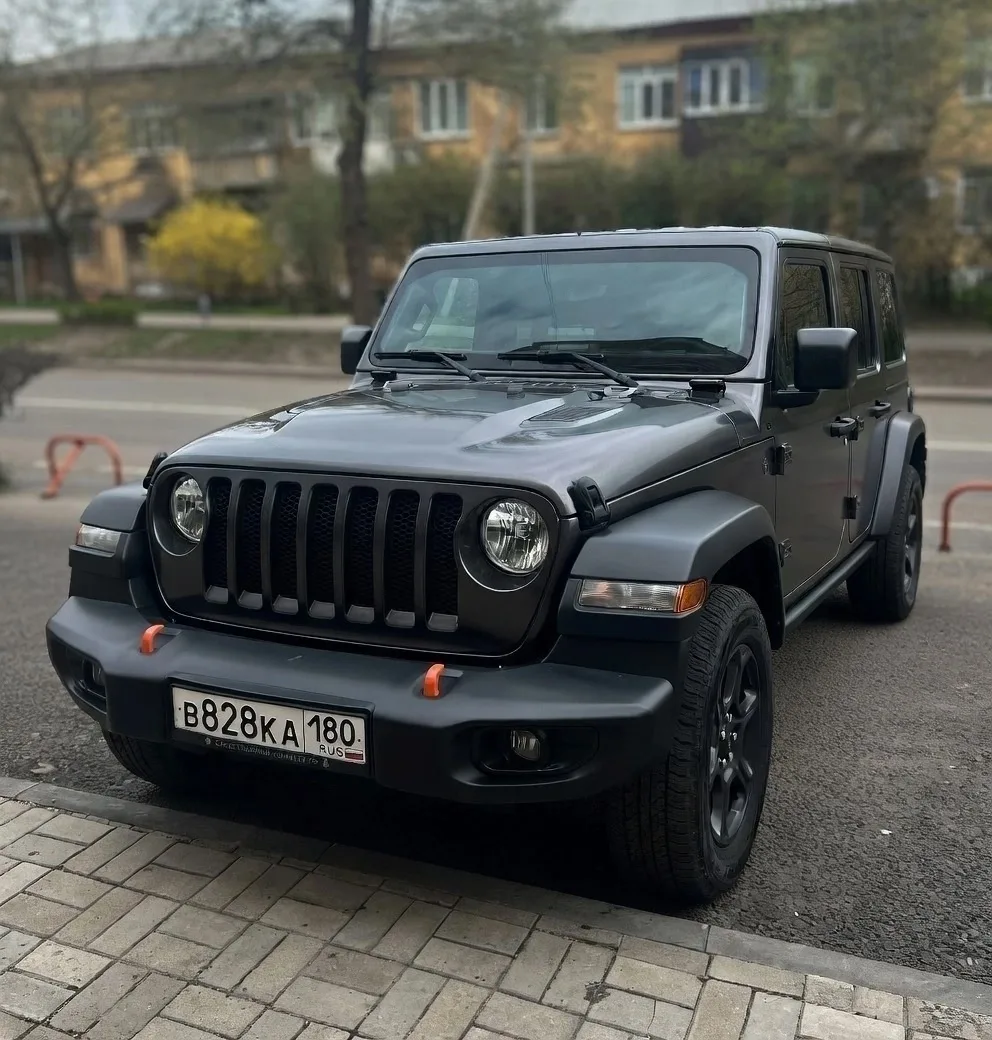 Jeep WRANGLER Sport Unlimited
2018
2.0 Turbo
АКПП 8-ступенчатый
272 л.с.
Полный привод
Пробег 71 тыс
