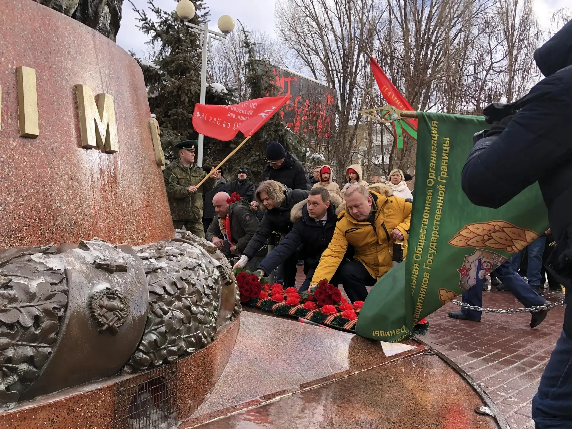 🇷🇺 Сегодня, в день 37-й годовщины вывода советских войск из Афганистана, в сквере у п...