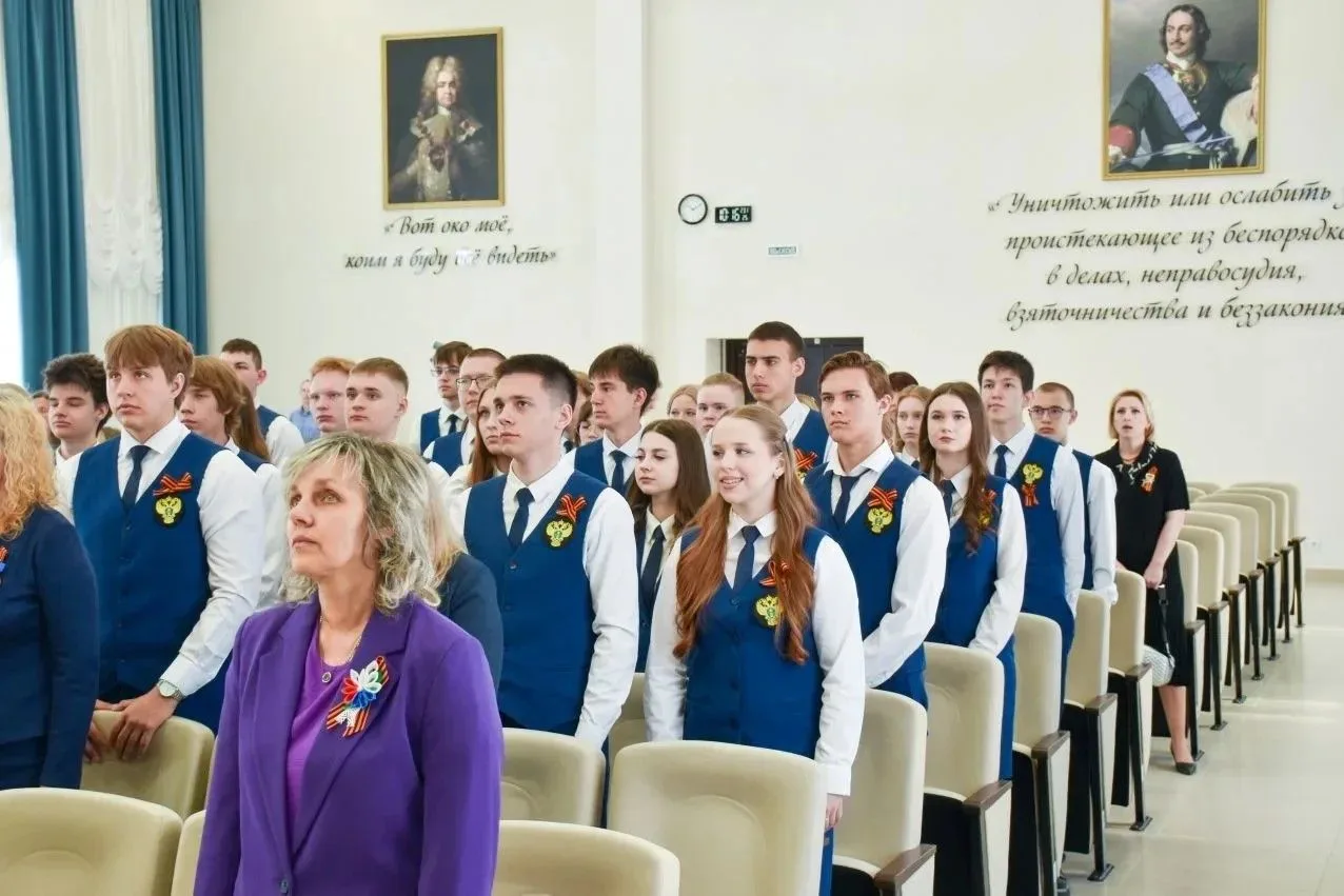 🎓Выпускники «Прокурорских классов» получили свидетельства о присвоении первой рабочей профессии ⁣ Ор