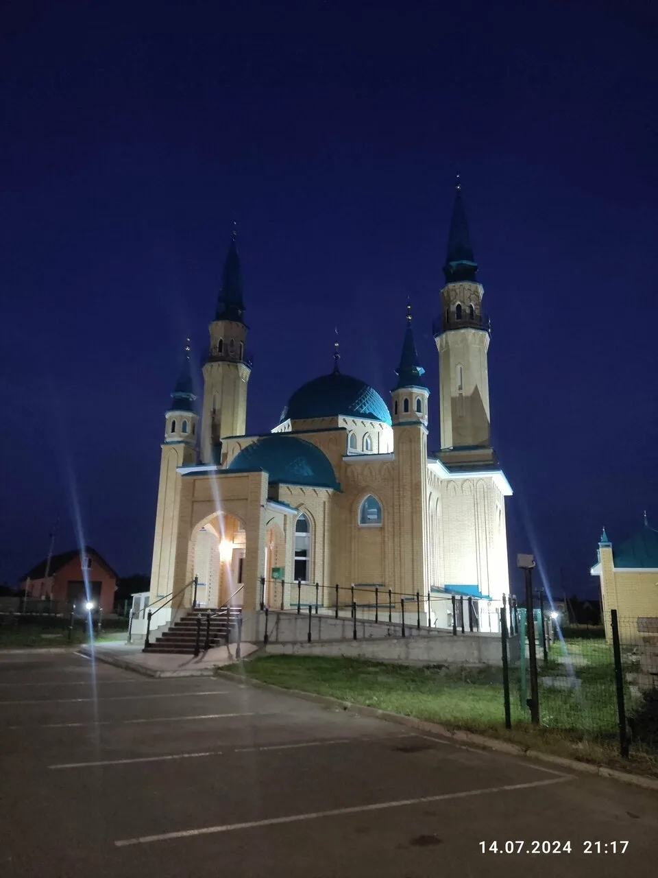 Присылайте Ваши фото города в "Предложить пост"
