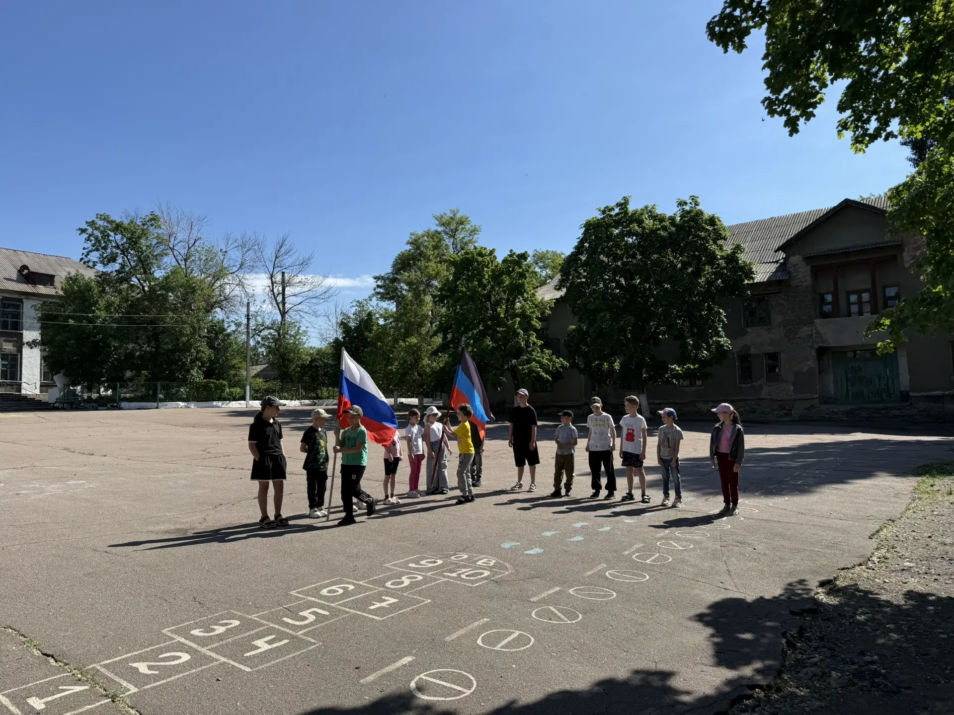 📚В пришкольном лагере отметили День русского языка и День памяти А.С. Пушкина.
☀️Сегодня в школьном