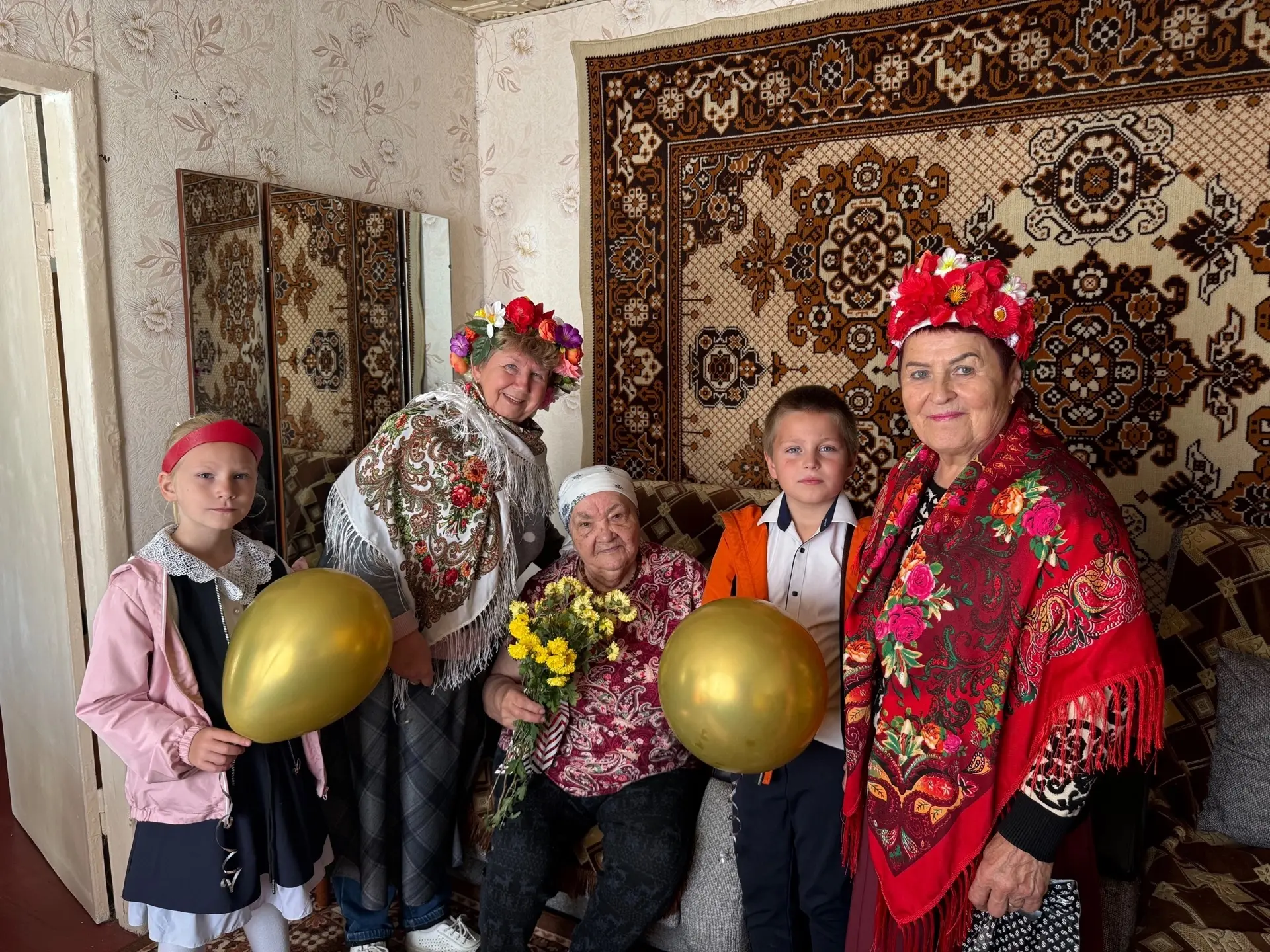 Тепло сердец — в подарок старшим