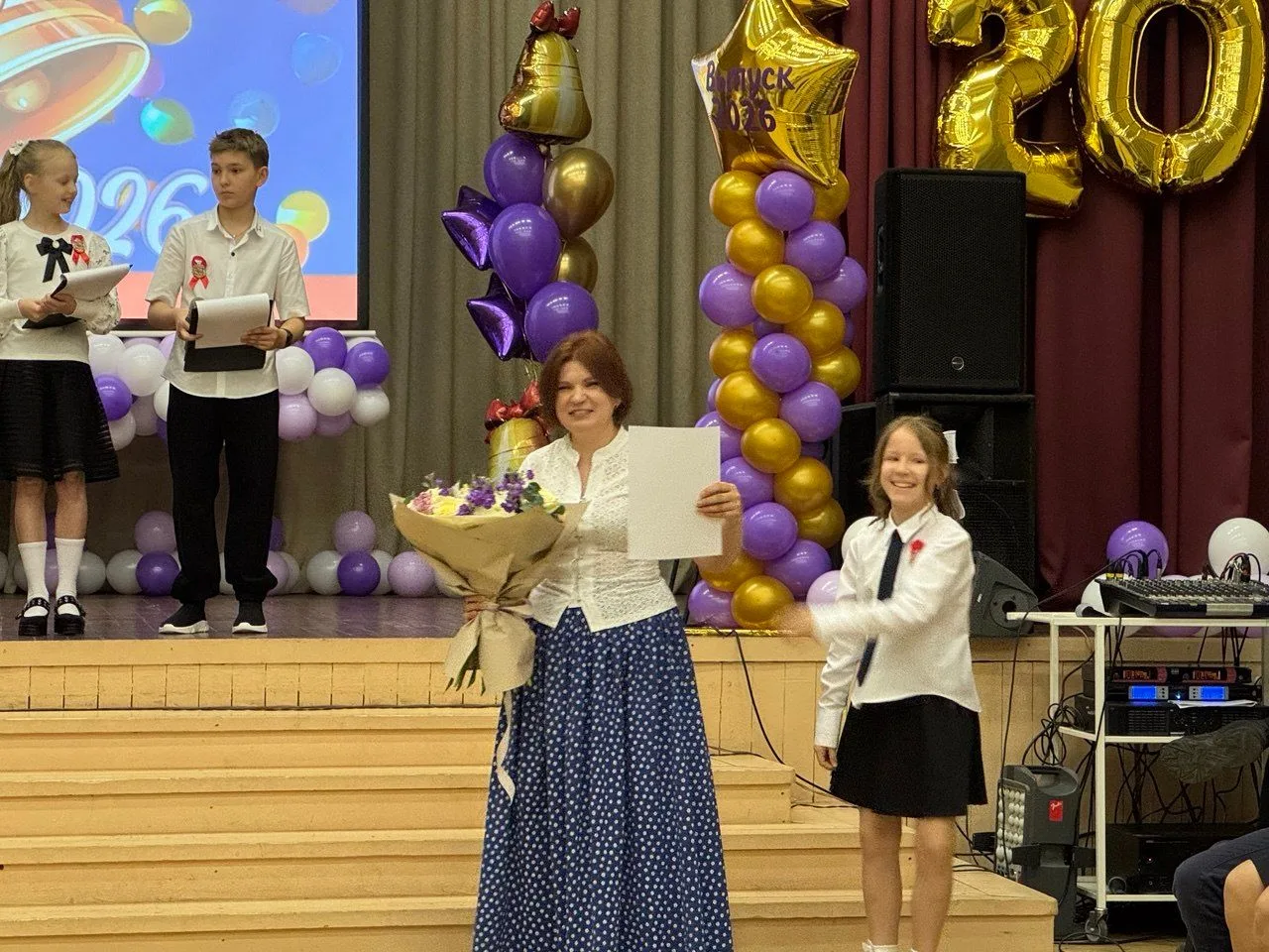 Выпускной в 4-х классах  🎓 В школе прошли выпускные для ребят, которые завершили обучение в 4-х клас